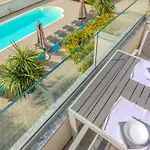 Royal Choice With Pool
