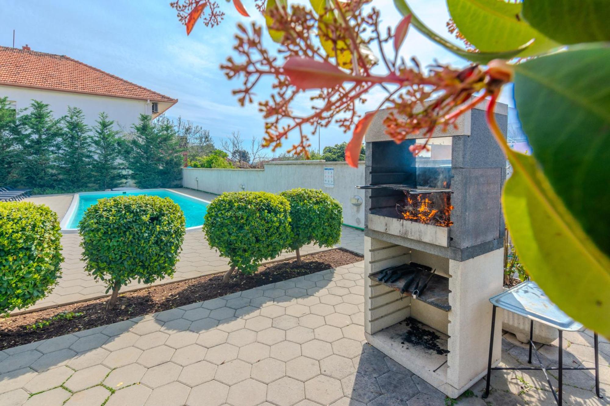 Royal Choice With Pool Apartament