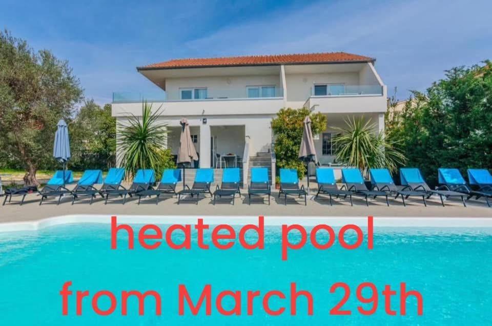 Royal Choice With Pool Apartament *